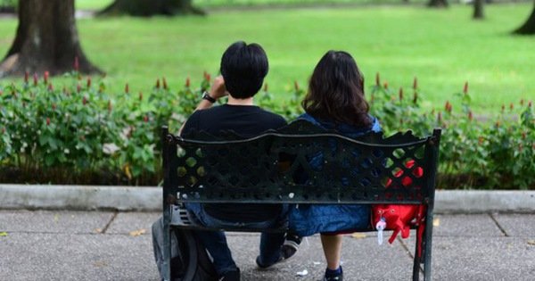 Trẻ vị thành niên quan hệ tình dục ngày càng sớm: Chuyên gia nói gì?